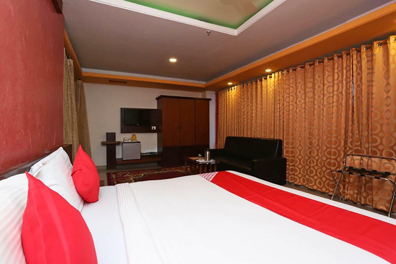 Oyo 38191 Dayal Residency Hotel Jajpur Exterior photo